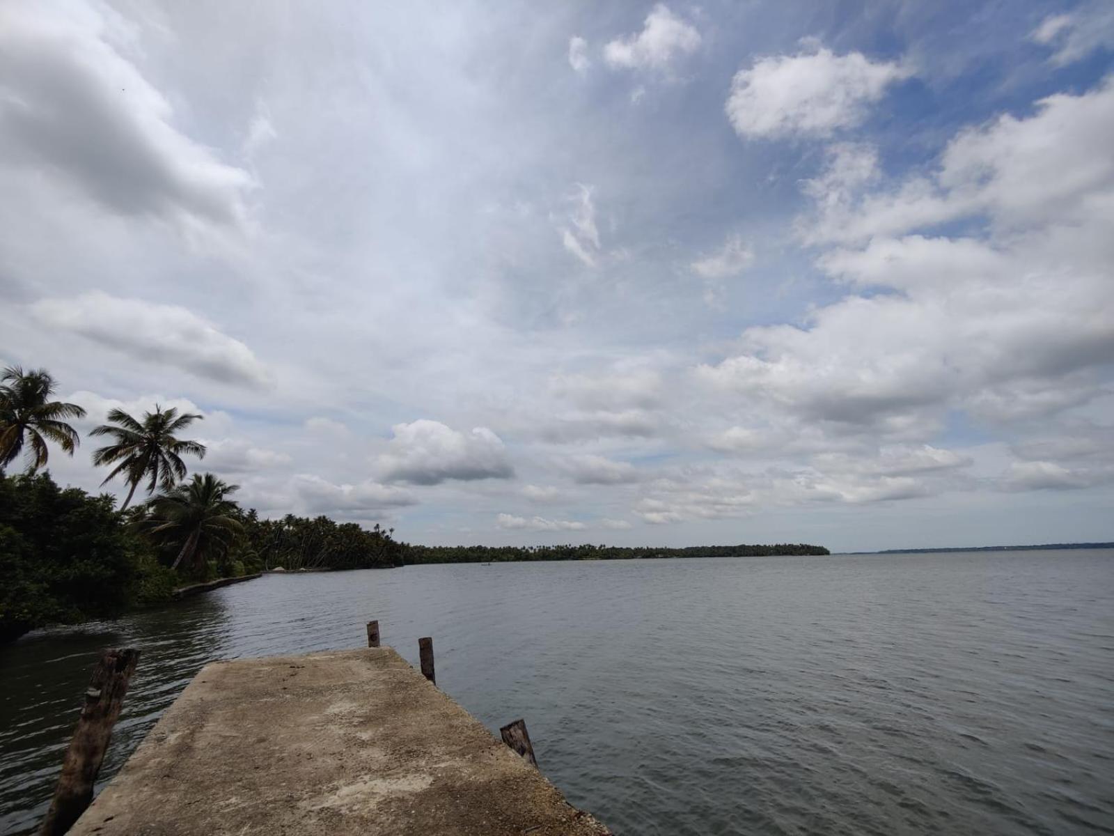 Bliss Homestay Munroe Island Mundrothuruth Esterno foto